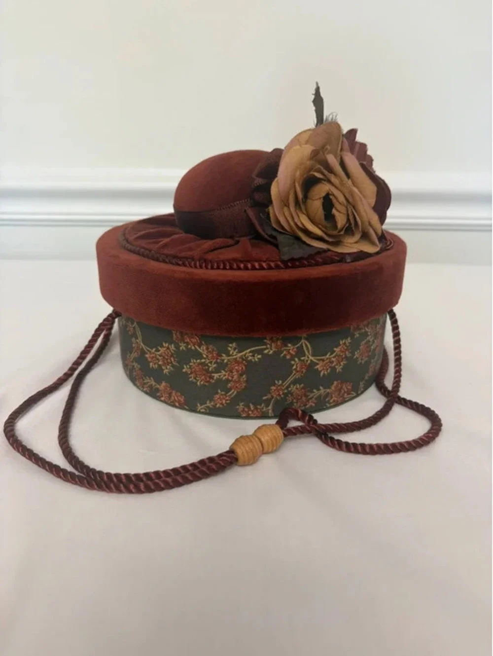 Vintage Style Victorian Floral Velvet Hatbox Round Storage Box Cottagecore